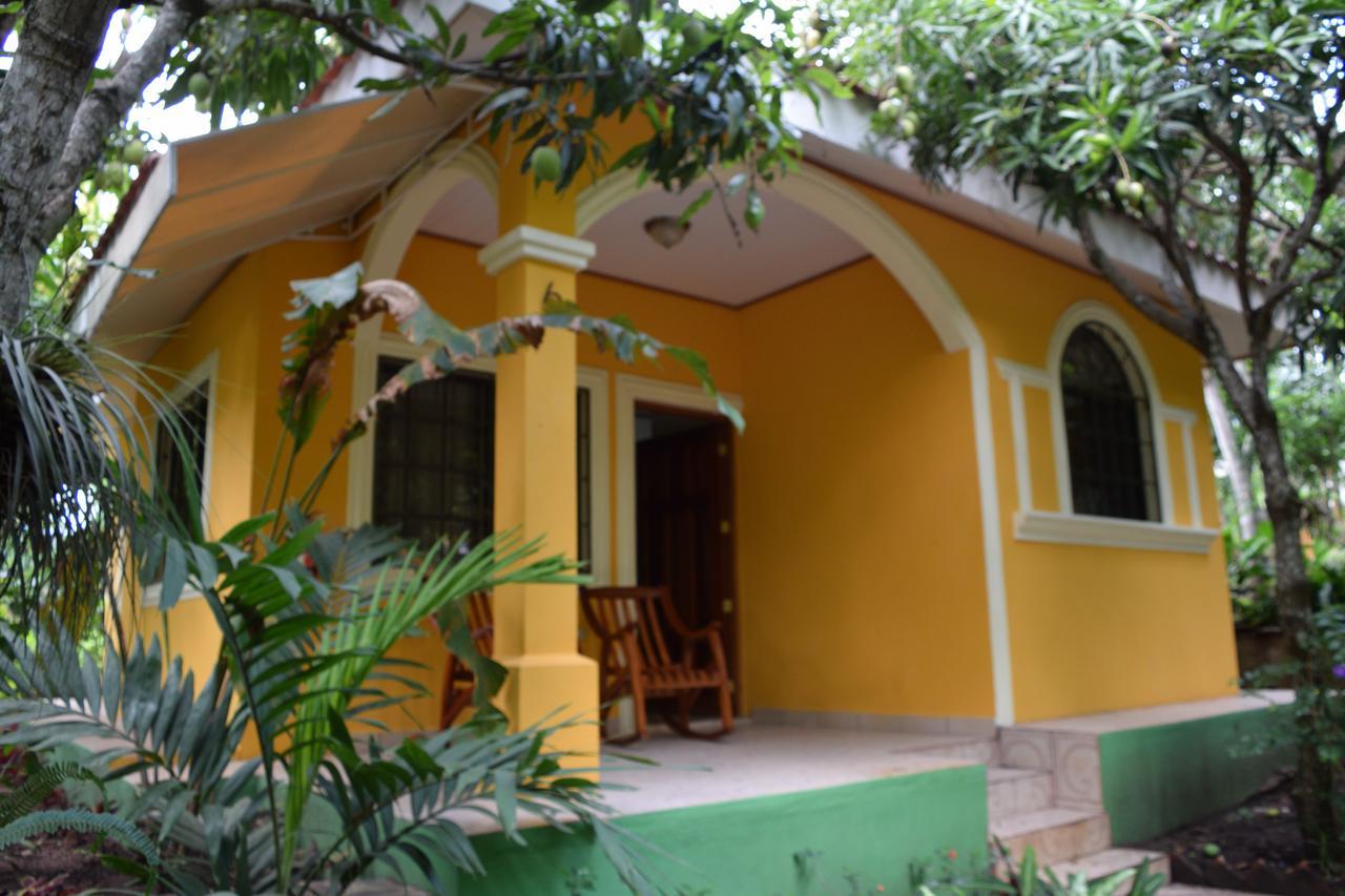 Apart Hotel Acuarious de Luis Estelí Exterior foto